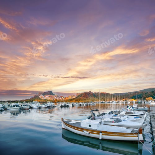 Preview: Unbelivable view of Medieval town of Castelsardo. Cityscape of Castelsardo port.