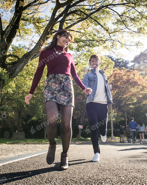 Preview: Japanese couple of lovers dating in Osaka