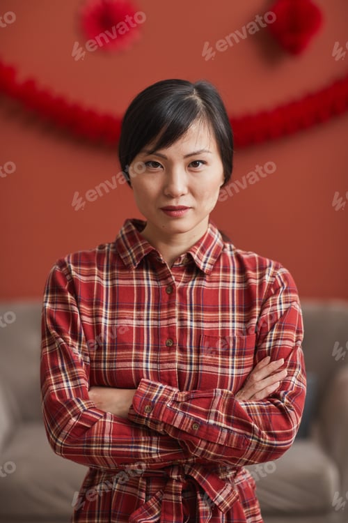 Preview: Beautiful Asian Woman Portrait