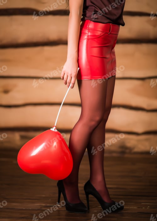 Preview: Legs of an unidentified beautiful slim young woman