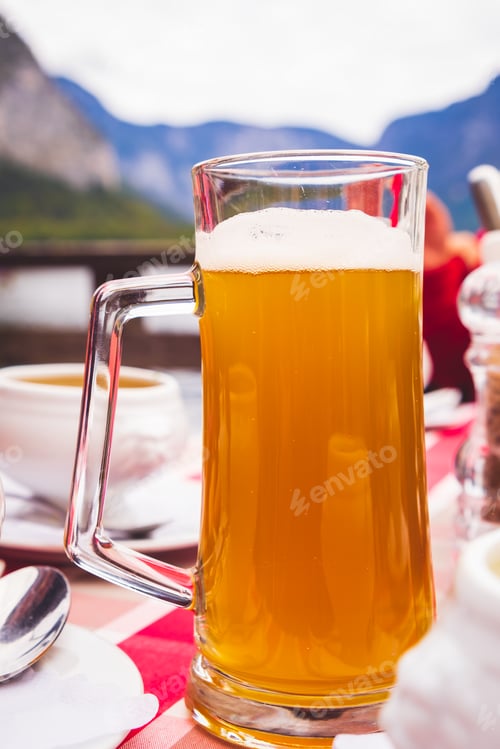 Preview: A glass of Hallstatt local beer in Austria