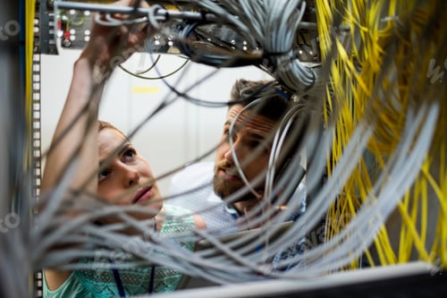 Preview: Technicians fixing cable