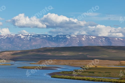 Preview: Western Icelandic sea coastline