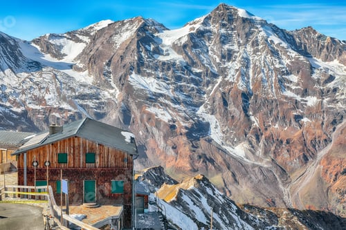 Preview: Stunning view of moutaine scenery at Grossglockner High Alpine Road during autumn.