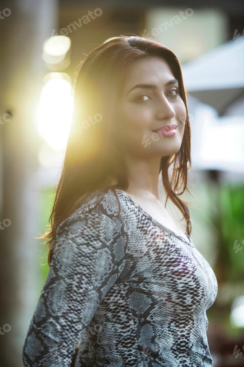Preview: Urban beautiful girl