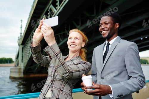 Preview: Selfie at journey