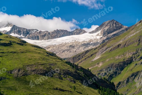 Preview: Mountain landscape