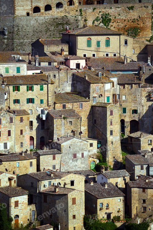 Preview: view of Pitigliano