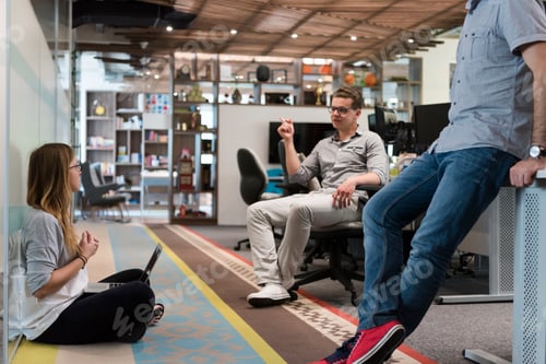 Preview: everyday team meeting and brainstorming