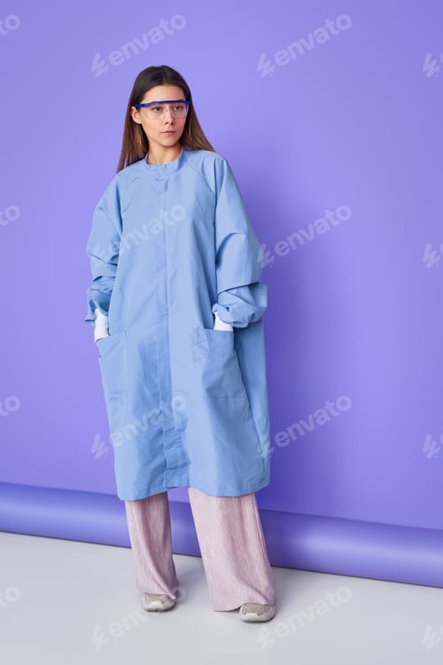 Preview: Young woman in stylish lab uniform