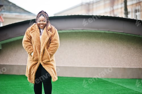Preview: Black woman