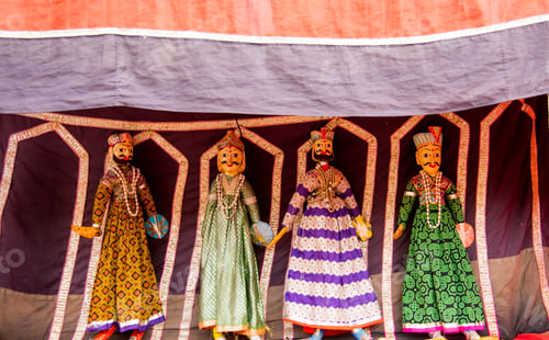 Preview: Puppets on the wall for sale on street of Jaipur