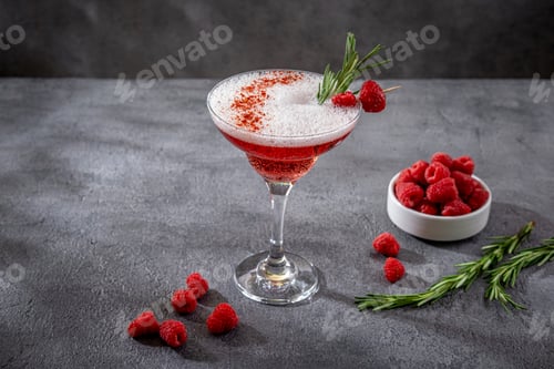 Preview: Red Clover Club Cocktails with Layered Egg White Foam. Summer refreshing alcoholic cocktails.