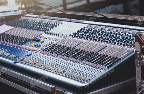 Preview: Mixer for editing sound on channels.