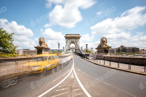 Preview: Chain bridge in Budapest