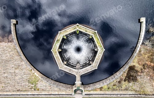 Preview: Aerial view of Digley Reservoir in Holmfirth, England.
