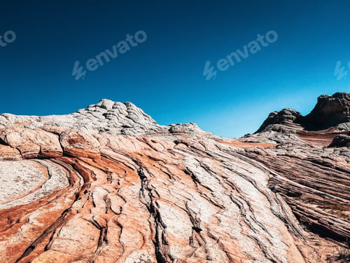 Preview: Red rock formation against blue sky