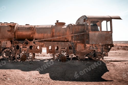 Preview: rusty steam locomotives in Bolivia