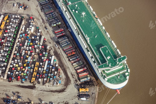 Preview: Auto transporter being unloaded