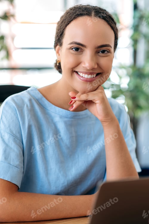 Preview: Vertical portrait of beautiful successful confident mixed race young woman, office employee