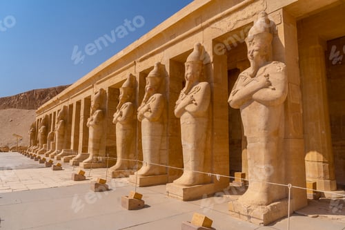 Preview: Sculptures of pharaohs entering the Funerary Temple of Hatshepsut in Luxor. Egypt