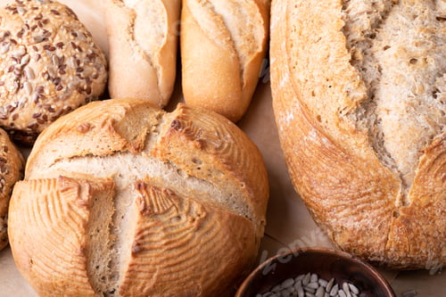 Preview: Full frame shot of various breads with copy space