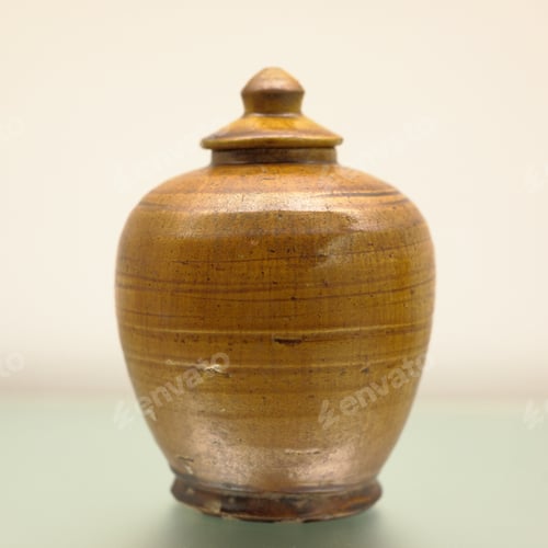 Preview: jar in amber glaze, from China , Tang dynasty
