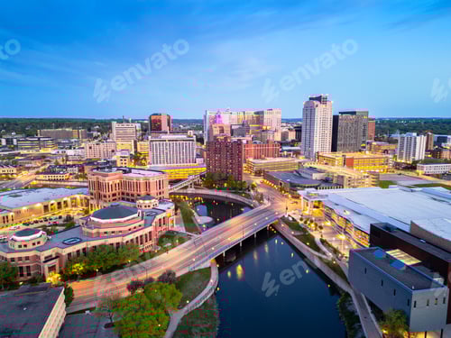 Preview: Rochester, Minnesota, USA Downtown Cityscape at Tiwlight