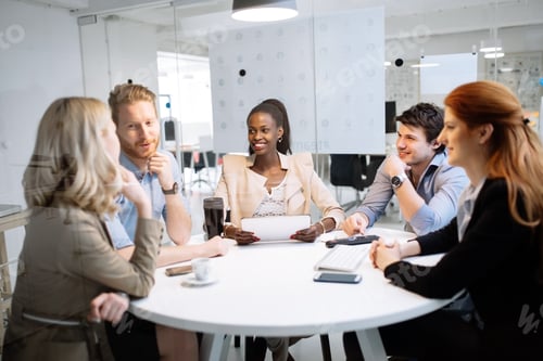 Preview: Business people meeting at round table