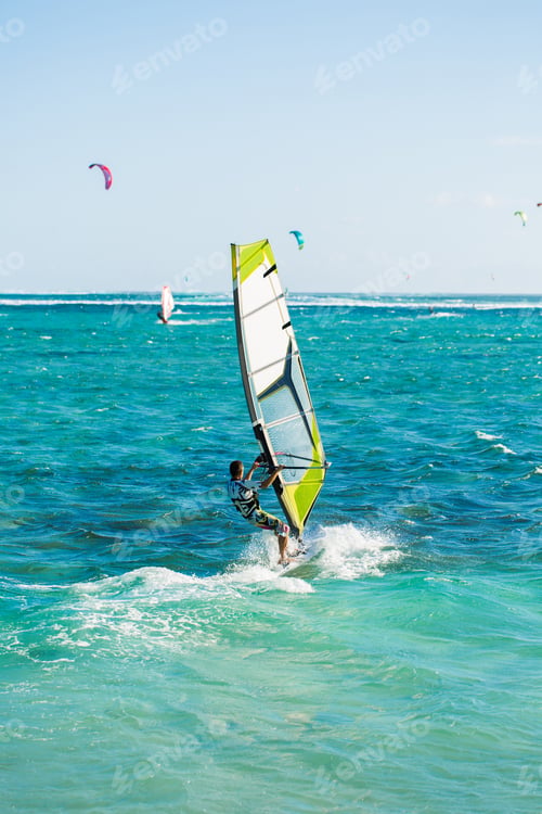 Preview: Windsurfers on the Le Morne beach in Mauritius