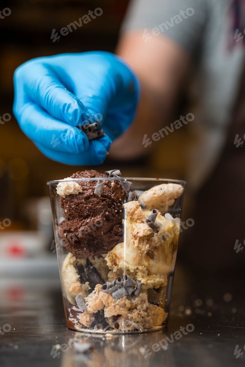 Preview: Italian ice cream artisanal preparation