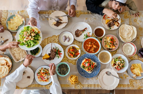 Preview: Muslim family having a Ramadan feast