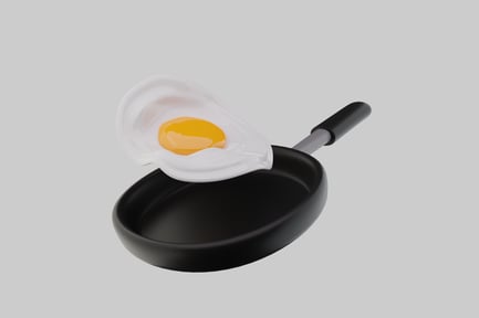 Preview: Frying pan with fried egg