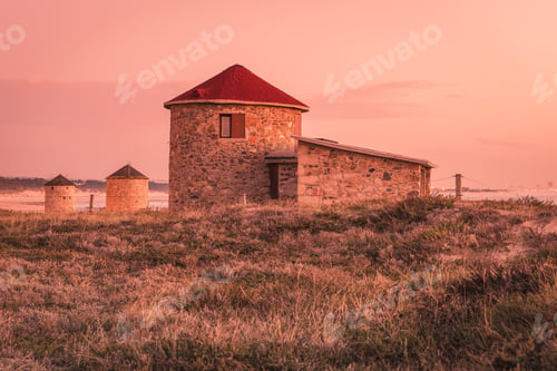 Preview: Old traditional wind-mills