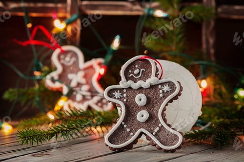 Preview: Gingerbread for christmas on the vintage table