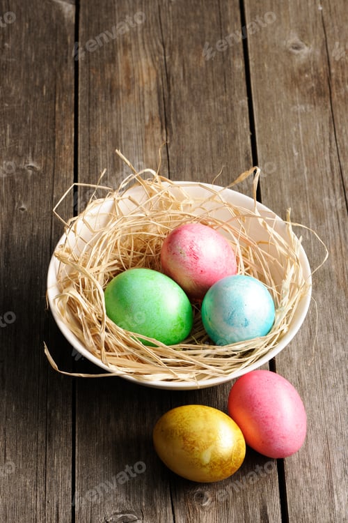 Preview: Colored easter eggs in nest