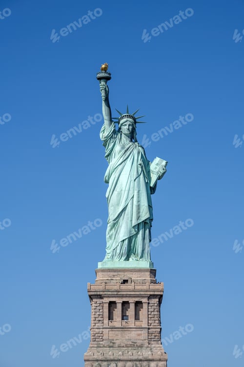 Preview: The iconic Statue of Liberty in New York