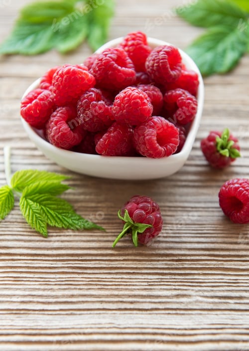 Preview: Fresh organic ripe raspberry