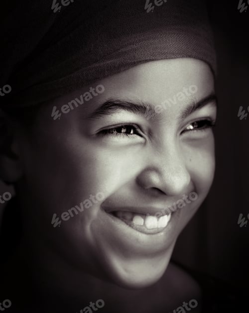 Preview: Black and white girl's portrait