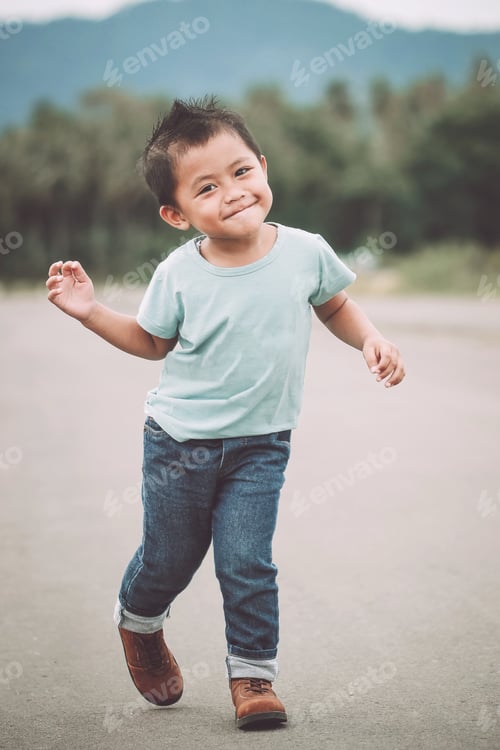 Preview: Happy kids