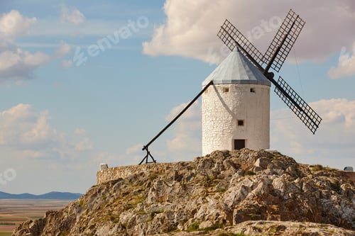 Preview: Traditional antique windmill in Spain. Consuegra. Toledo landscape