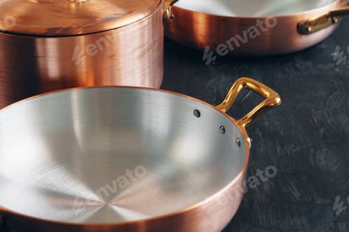 Preview: Clean copper cookware in kitchen close up