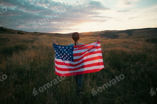 Preview: Woman with USA flag.