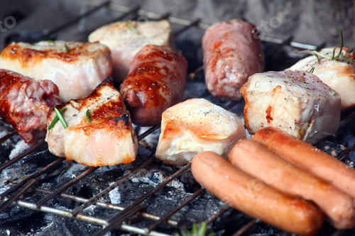 Preview: Barbecue grill with chicken and meat