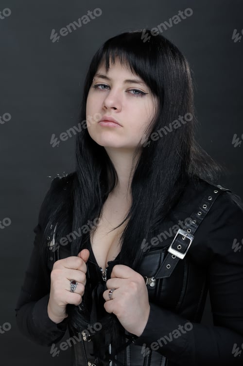 Preview: Dark Woman On Black Background