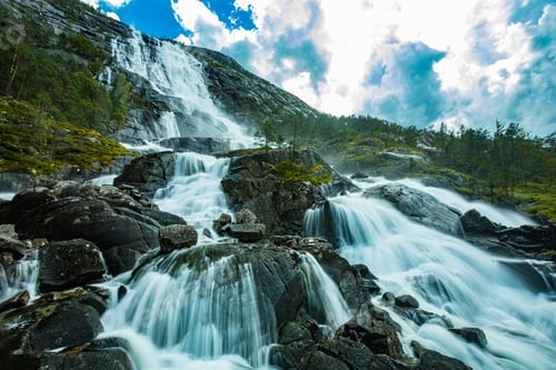 Preview: Langfoss (Langfossen) is the fifth highest waterfall in Norway.