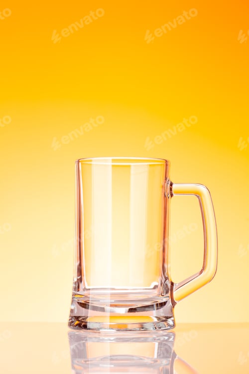 Preview: Empty beer glass