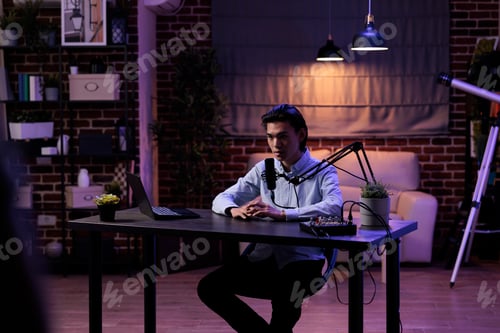 Preview: Asian freelancer recording podcast episode