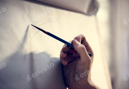 Preview: People drawing portrait