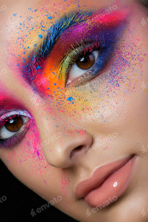 Preview: Close up view of female face with bright multicolored fashion ma